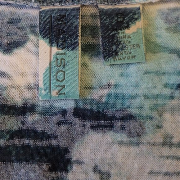 ❣️HP❣️Madison sheer splash turquoise V neck short sleeve blouse size: S - Picture 4 of 4